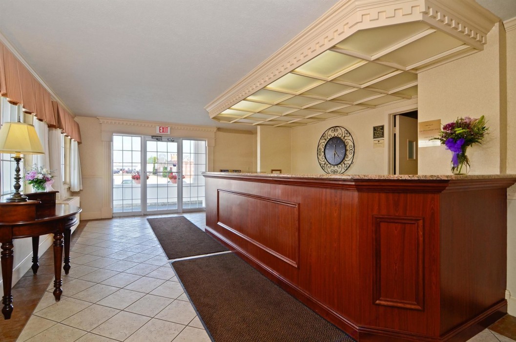 magnuson grand pioneer inn and suites