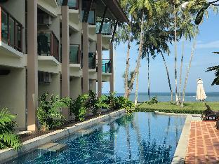 lanta pura beach resort