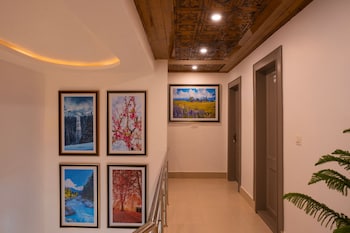 moustache hostel pahalgam