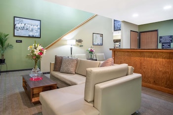 Super 8 By Wyndham Kremmling,Kremmling>>Hot Sulphur Springs,2 star