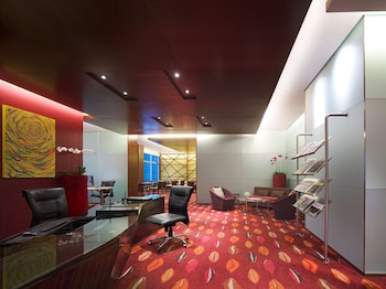 traders hotel kuala lumpur