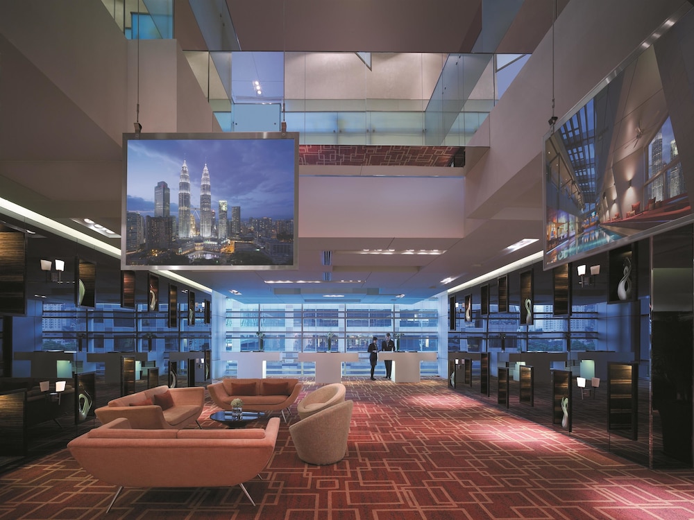 traders hotel kuala lumpur