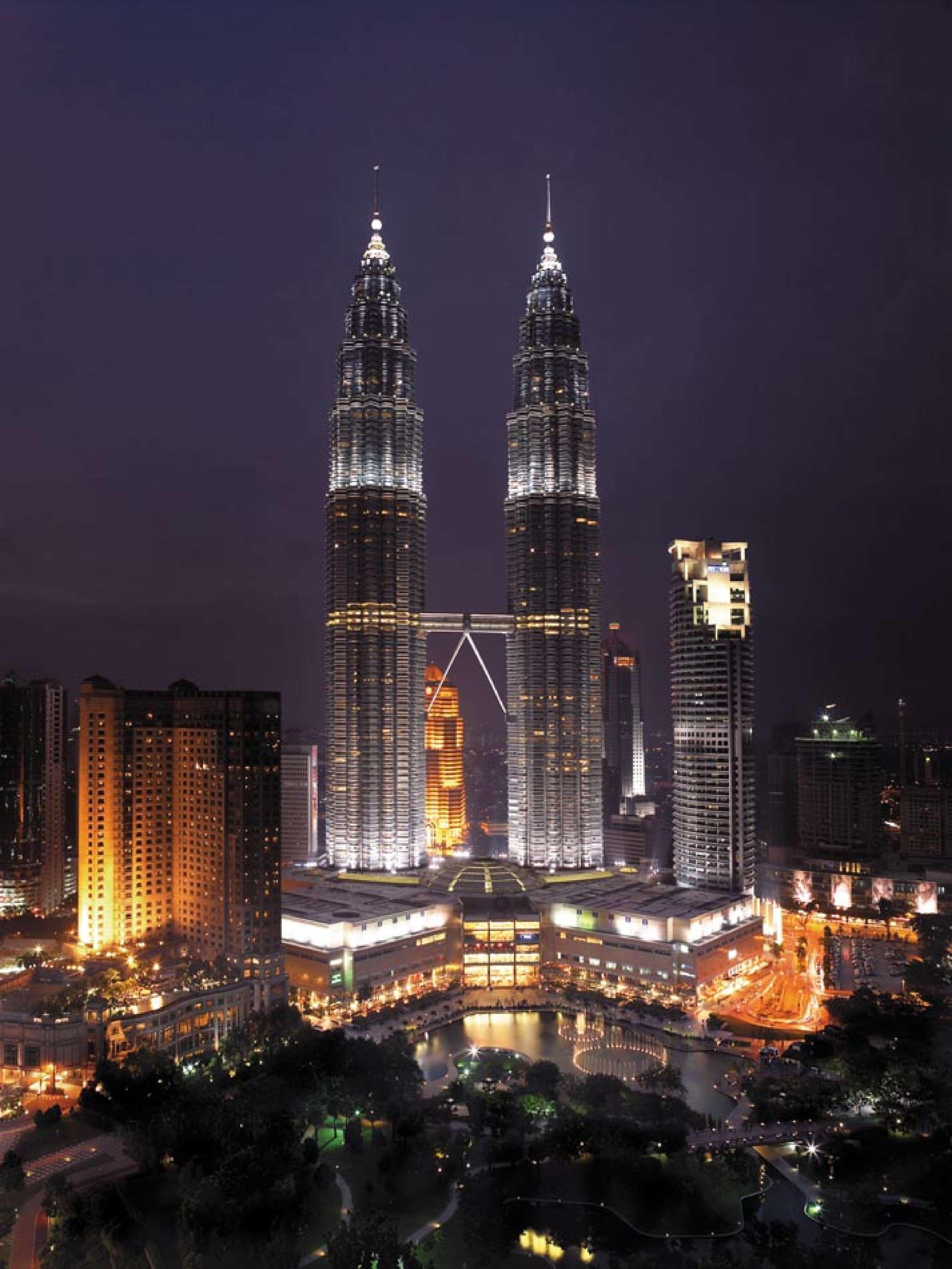 traders hotel kuala lumpur