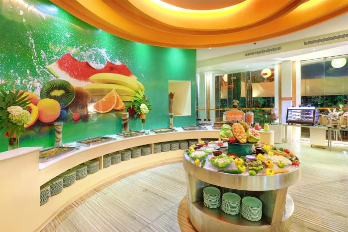 harris hotel and residence sunset road bali