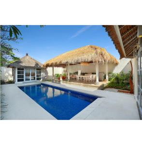 harris hotel and residence sunset road bali