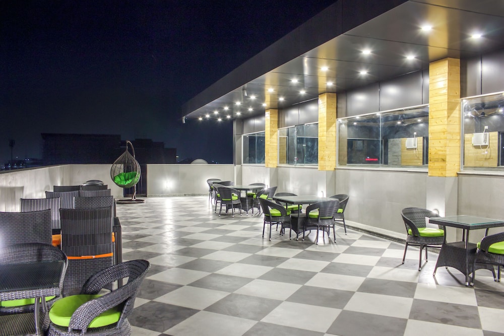 hotel grand legacy prime