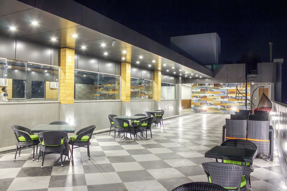 hotel grand legacy prime