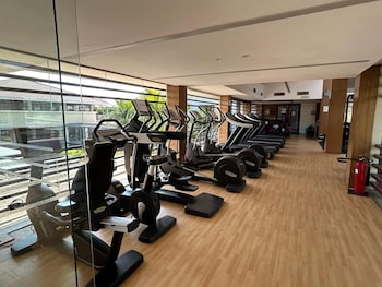 nambiar club bellezea