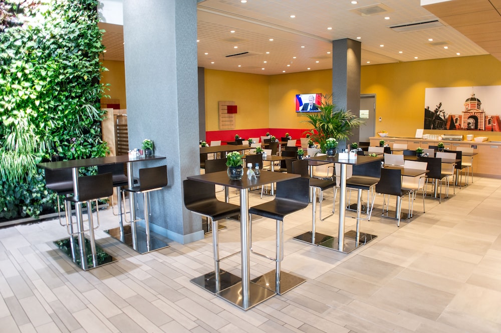 ibis leiden centre