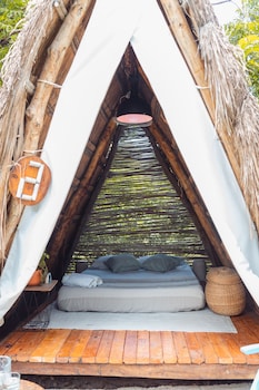 santuario beach hostel