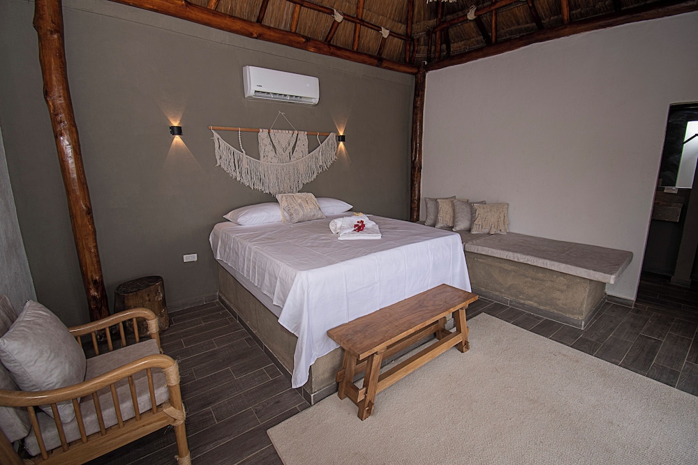 santuario beach hostel