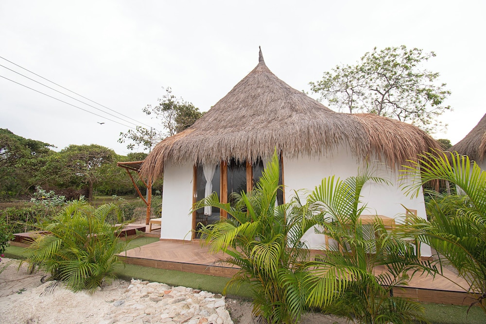 santuario beach hostel