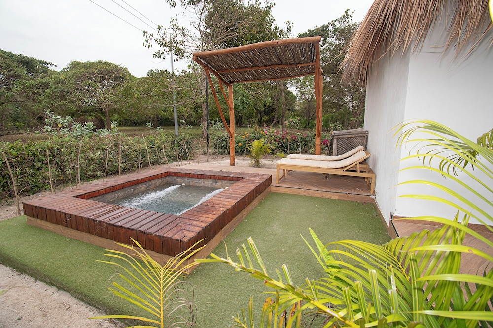 santuario beach hostel