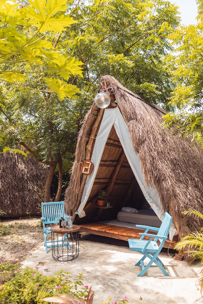 santuario beach hostel