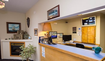 sandcastle beachfront motel