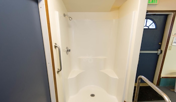 sandcastle beachfront motel