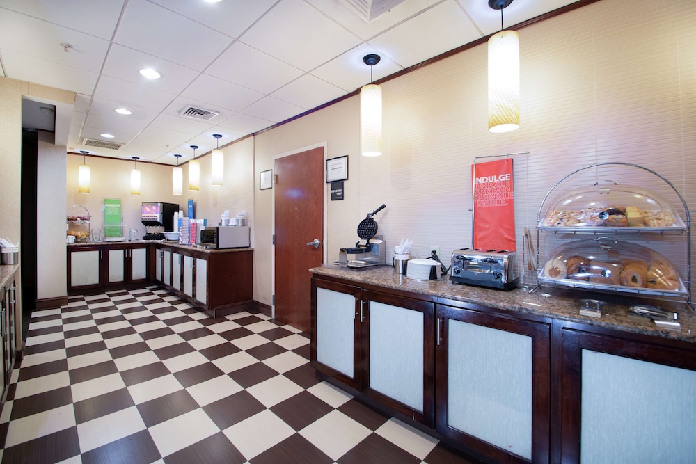 hampton inn linden