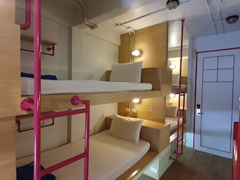 slumber party surf kata phuket