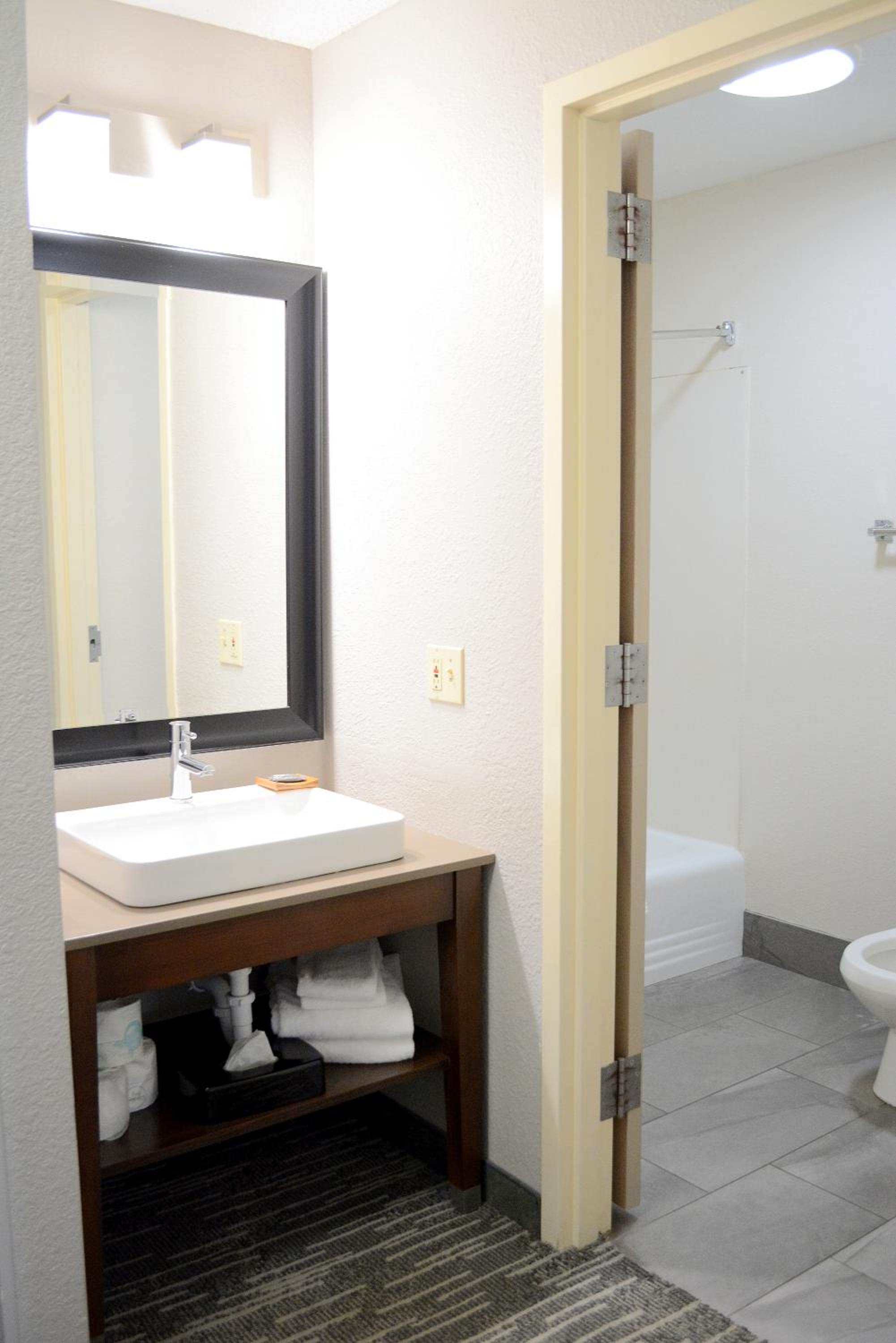 holiday inn express hotel and suites live oak by ihg