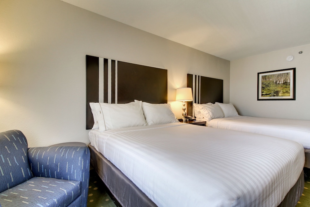 holiday inn express hotel and suites live oak by ihg
