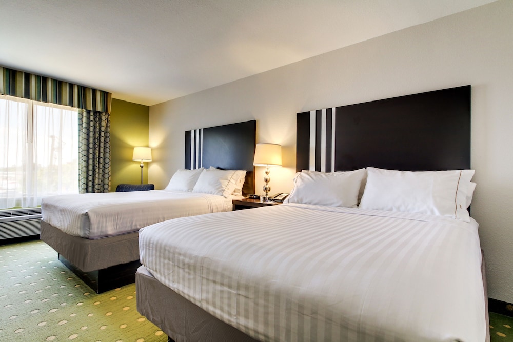 holiday inn express hotel and suites live oak by ihg