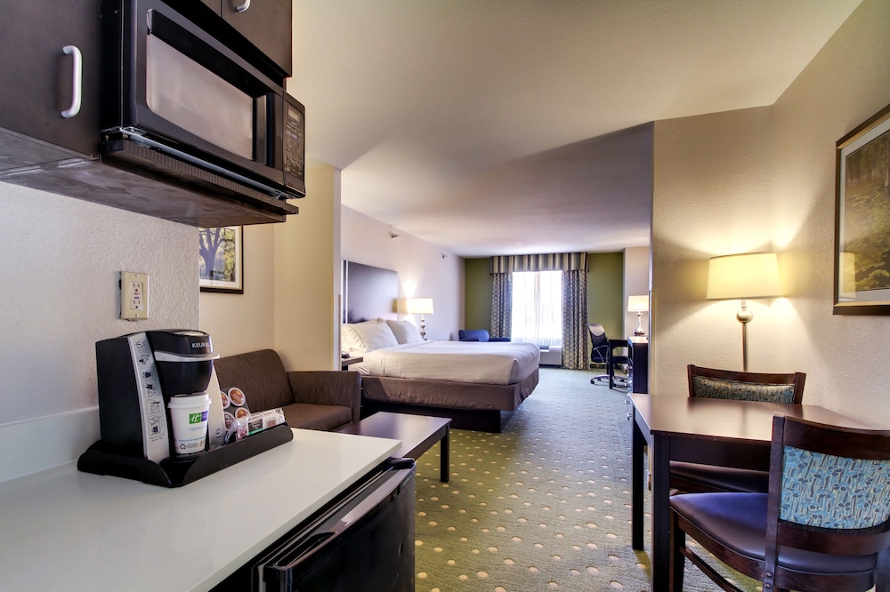 holiday inn express hotel and suites live oak by ihg