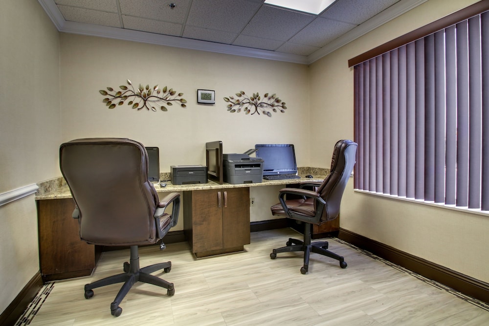 holiday inn express hotel and suites live oak by ihg