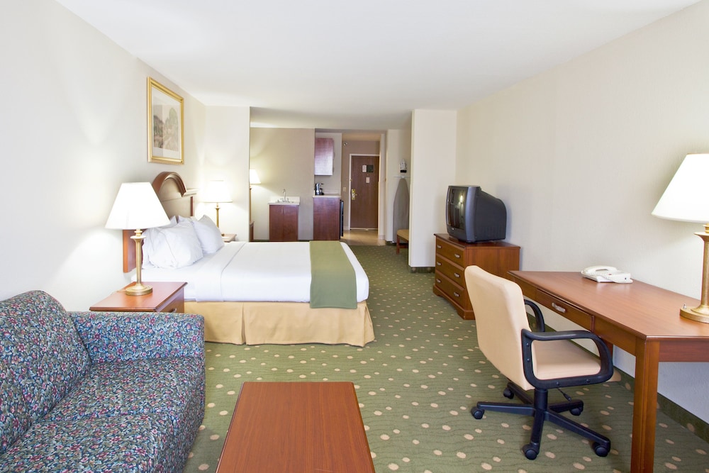 holiday inn express hotel and suites live oak by ihg