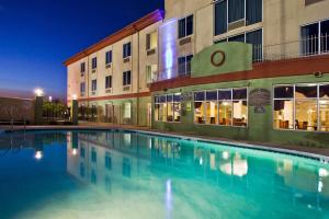 holiday inn express hotel and suites live oak by ihg