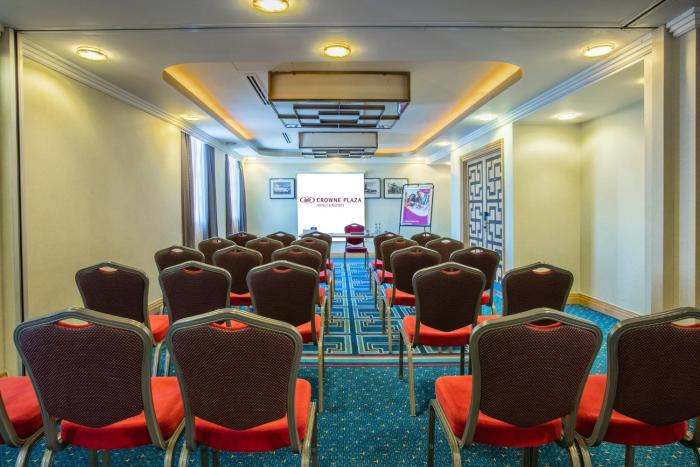 crowne plaza liverpool john lennon airport by ihg