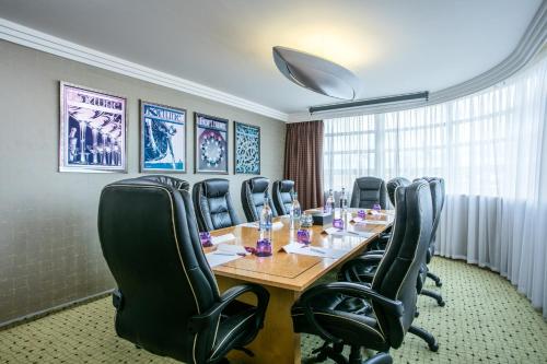 crowne plaza liverpool john lennon airport by ihg