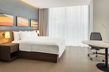 hilton garden inn san jose airport city mall