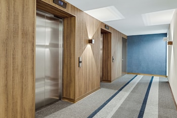 hilton garden inn san jose airport city mall