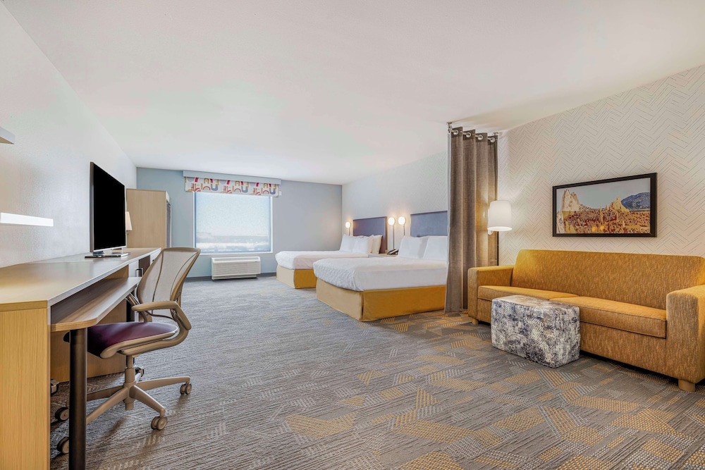 home2 suites by hilton colorado springs airport