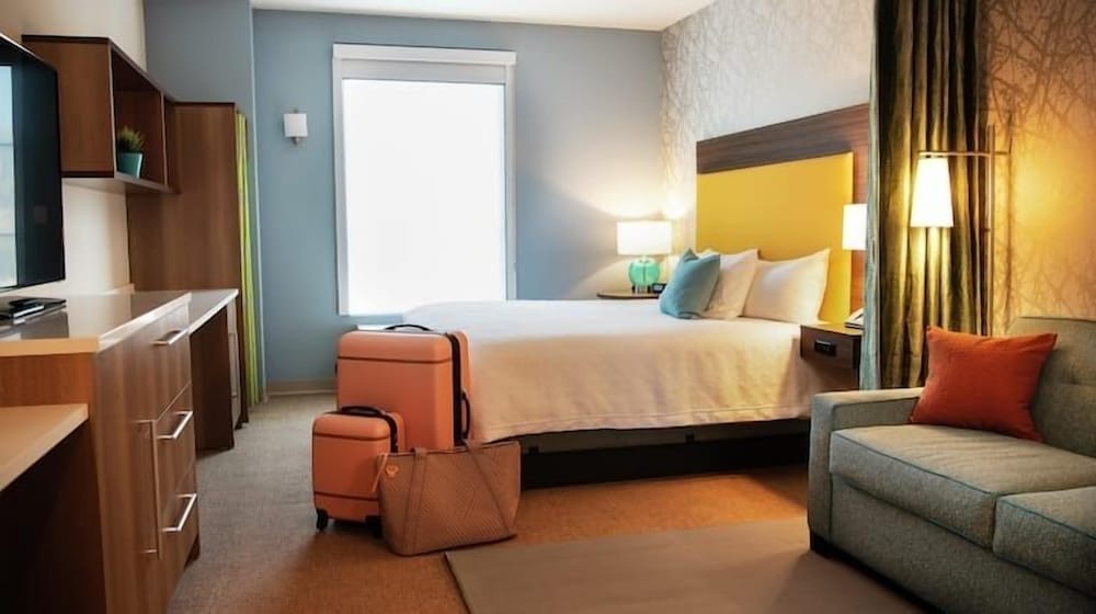 home2 suites by hilton colorado springs airport