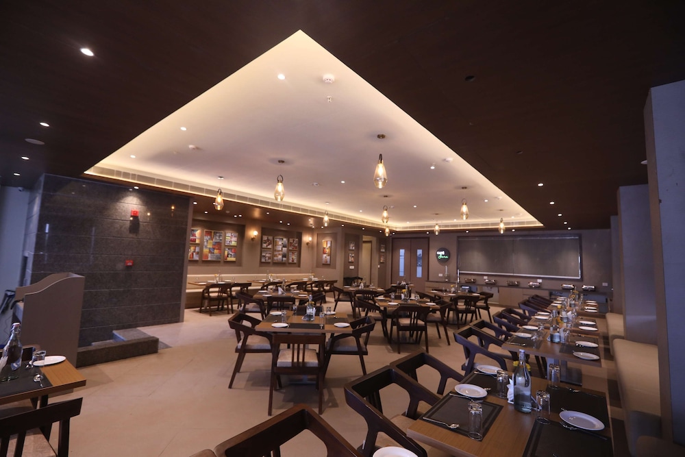 surestay by best western lucknow