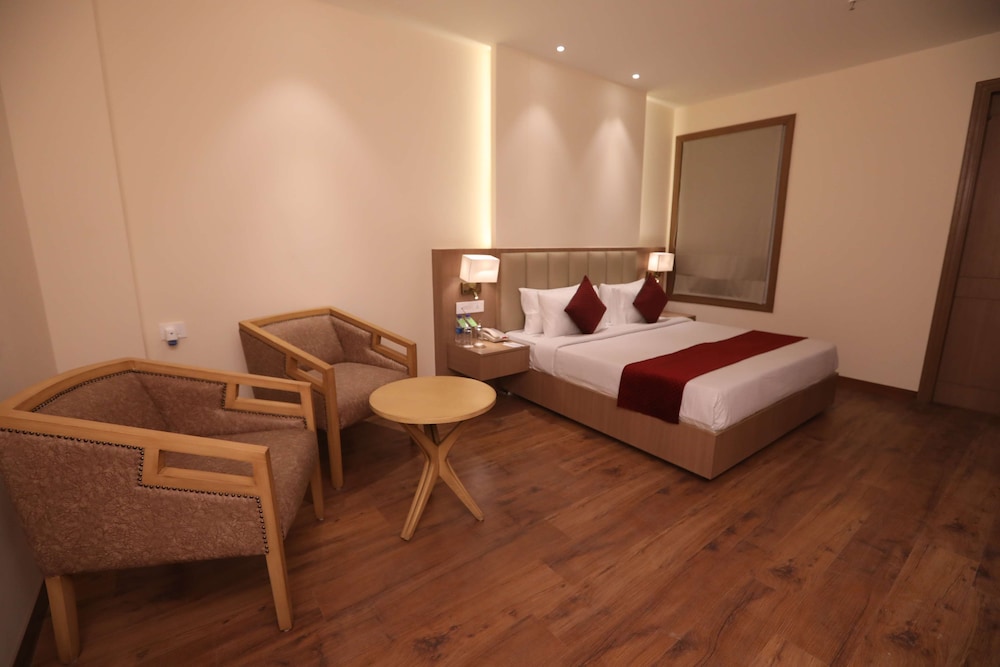surestay by best western lucknow