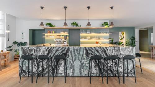 inhabit queens gardens a member of design hotels