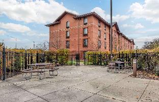 extended stay america suites chicago lombard yorktown center