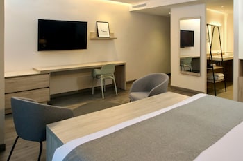 city express plus by marriott monterrey centro