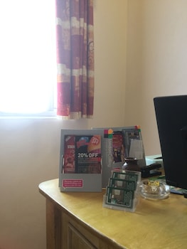 Chiswick Lodge Hotel,Hammersmith>>Chiswick,3 star