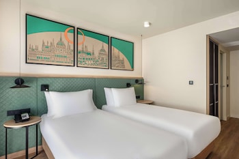 hilton garden inn debrecen city center