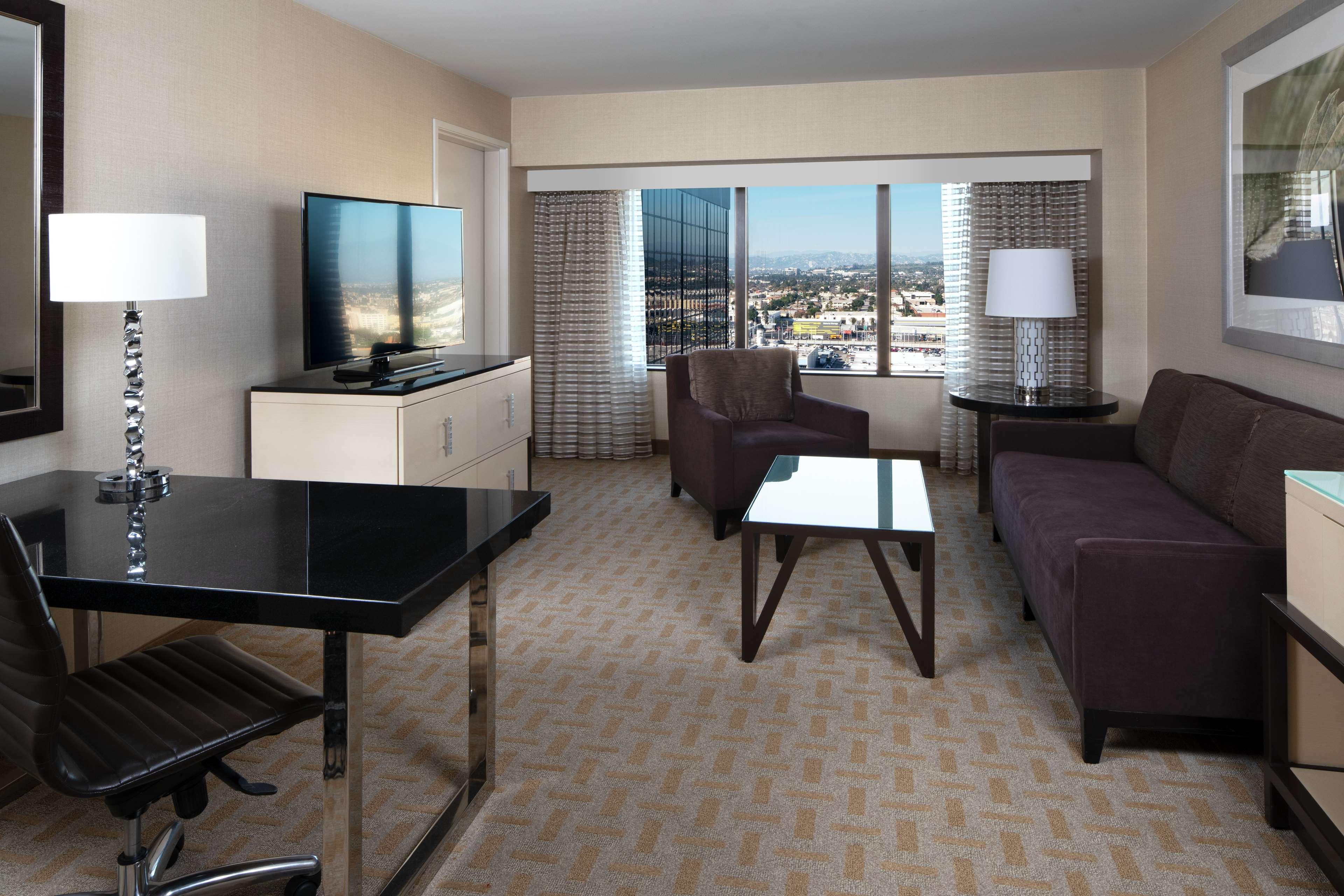 hilton los angeles airport