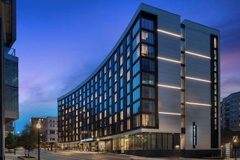 embassy suites by hilton madison downtown