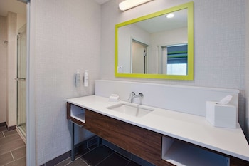 hampton inn and suites by hilton indianapolis south greenwood