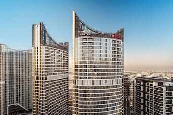 embassy suites by hilton dubai business bay