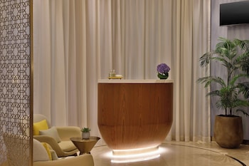 embassy suites by hilton dubai business bay