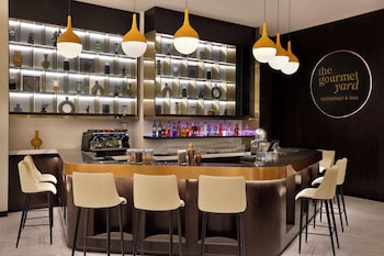 embassy suites by hilton dubai business bay