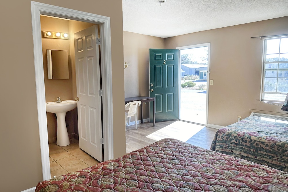 sparta seven motel by oyo