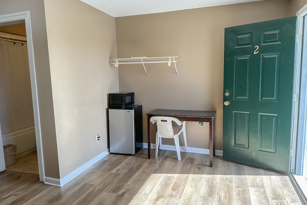 sparta seven motel by oyo